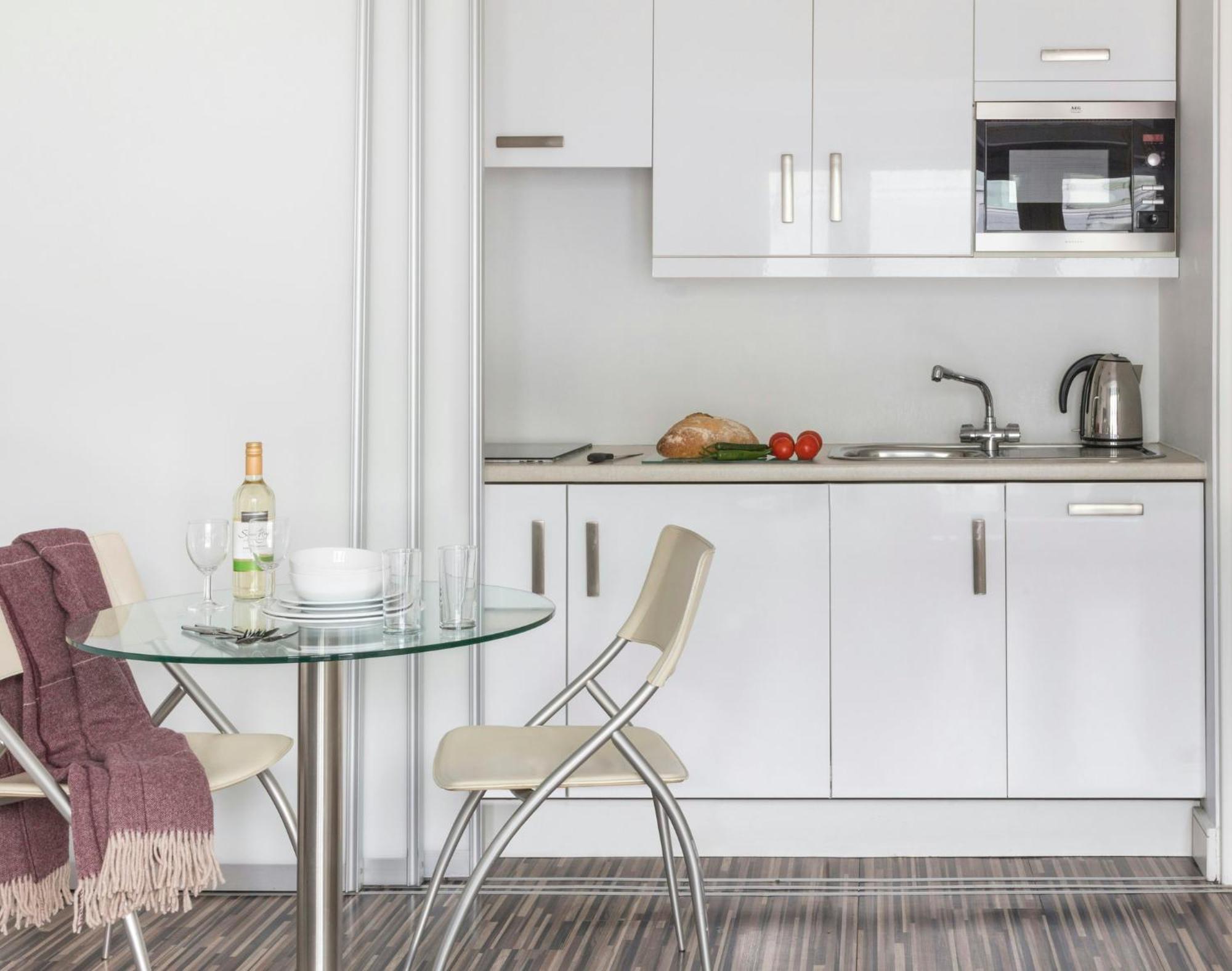 Studio Apartment